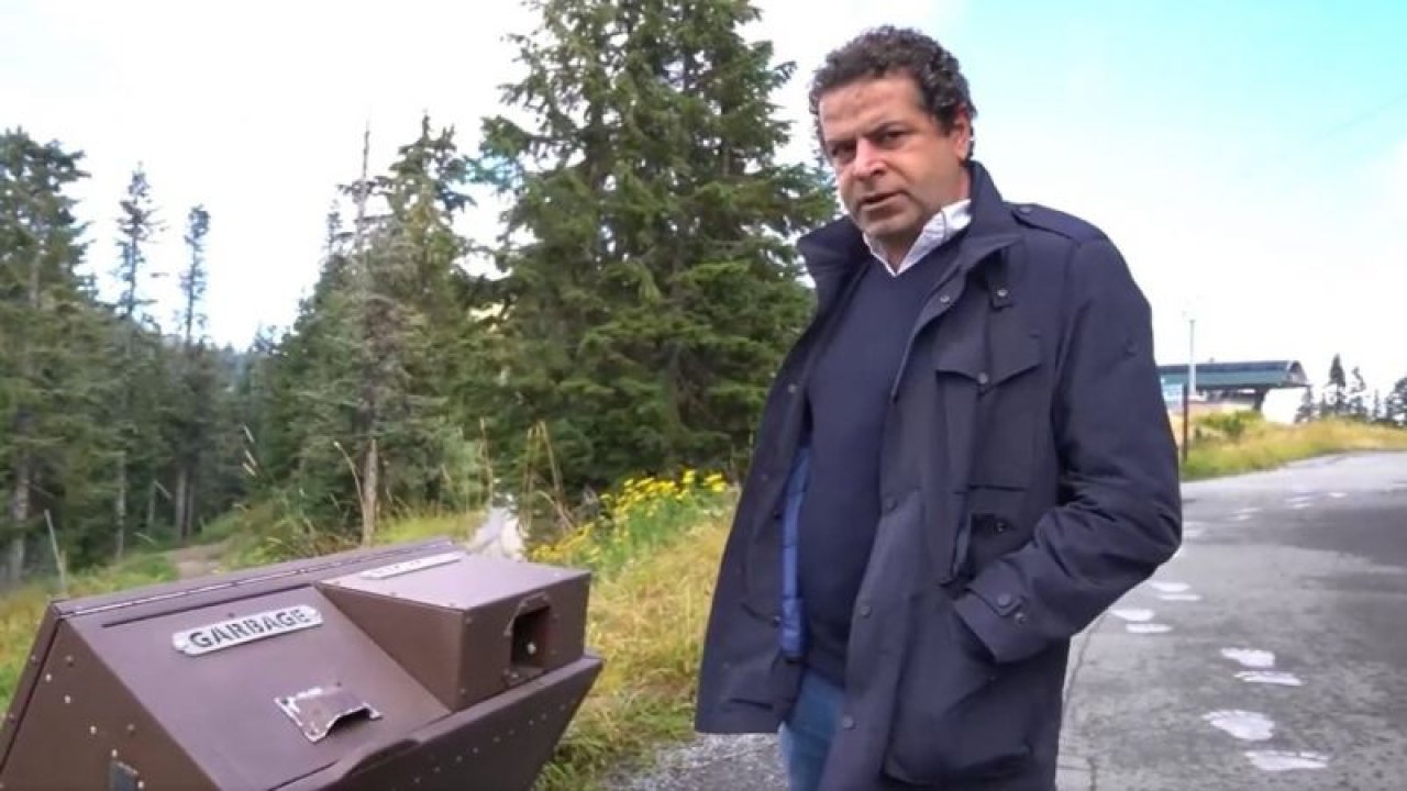 Cüneyt Özdemir’in komik anları viral oldu: Ayılar açamıyormuş bunu