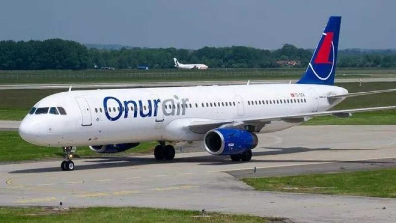 Borç batağına saplanıp iflas eden Onur Air’in uçağı satışa çıkıyor! İstenen rakam ise…