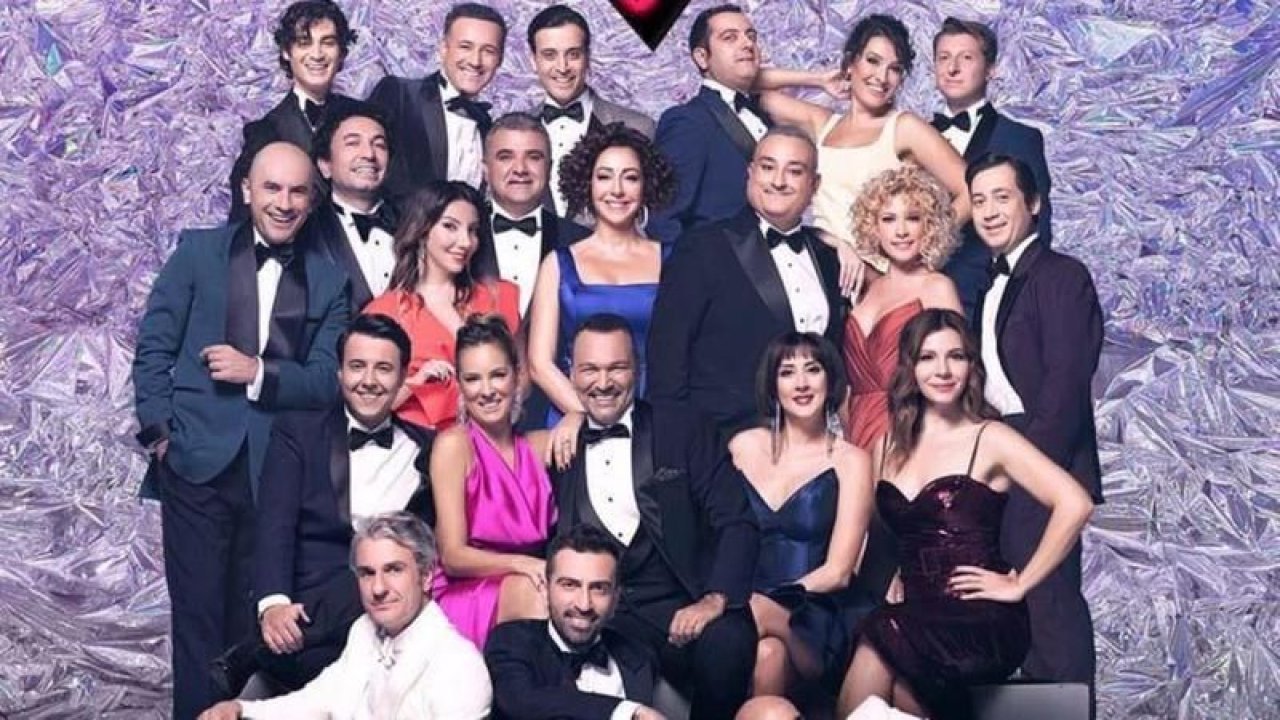 Güldür Güldür’ün yeni sezon afişi çıktı! Hayranları ise Onur Buldu ve Çağlar Çorumlu’ya laf soktu! ” Parayı bulunca gittiler”
