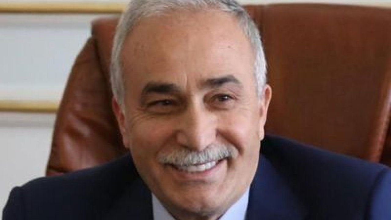 Ahmet Eşref Fakıbaba kimdir, AK Parti’den neden istifa etti?