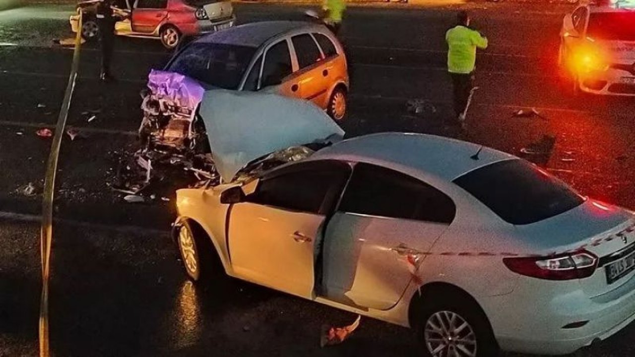 Adıyaman’da korkunç kaza! 3 araç birbirine girdi! Ölü ve çok sayıda yaralı var