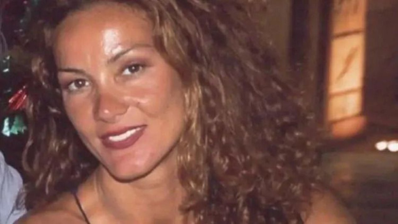 Kanser tedavisi gören eski model Sinem Üretman ötenazi yaptırarak hayatına son verdi!