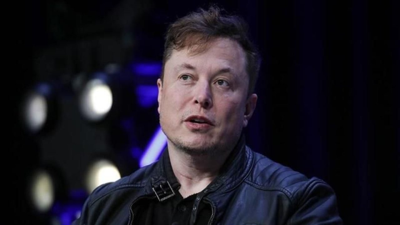 Elon Musk Twitter’ı aldı! Sözleri ise çok dikkat çekti! ” İnsanlığa yardım etmek için aldım”