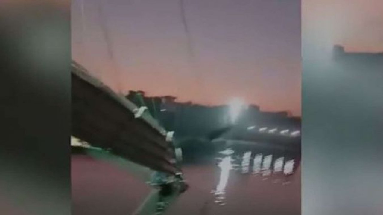 Hindistan’da köprü çöktü: 32 ölü