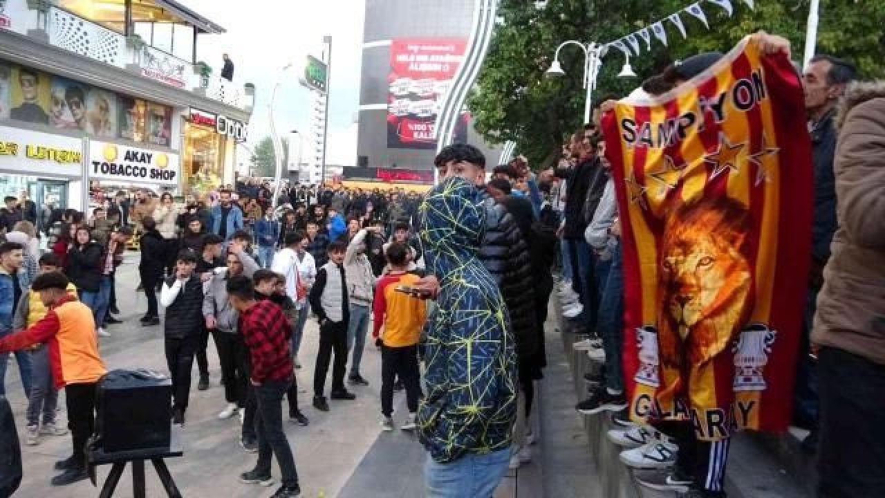 Galatasaray-Beşiktaş derbisi öncesi Van’da ortalık adeta savaş alanına döndü!