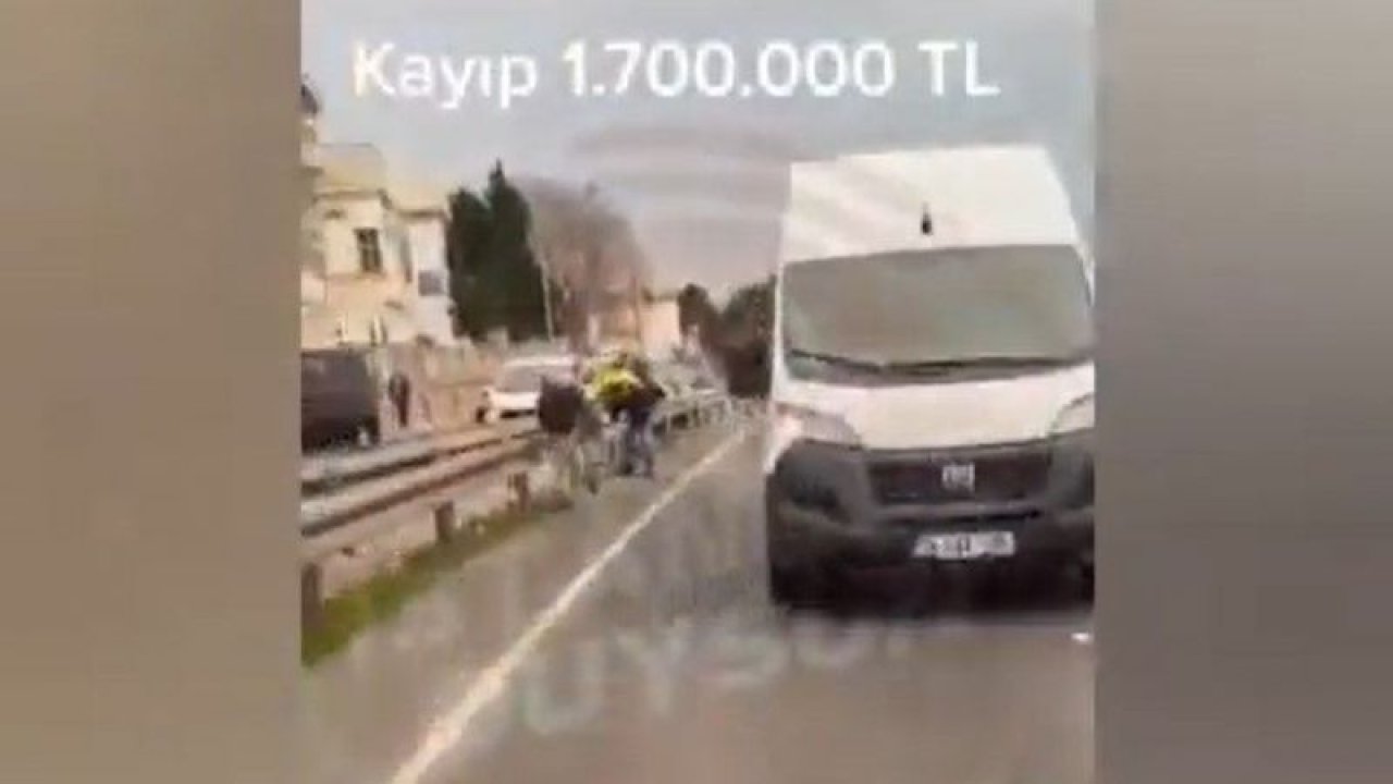 Döviz taşıyan kuryenin cebi patladı! Milyonlarca lira yola saçıldı