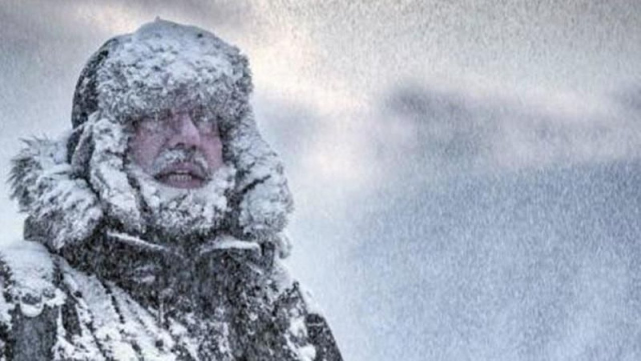 İstanbul’a kar geliyor! Havalar 12 derece soğuyacak!