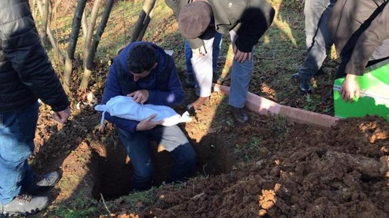 Sakarya’da bir babanın en acı anı! 8 aylık bebeğinin kefenini açıp son kez baktı