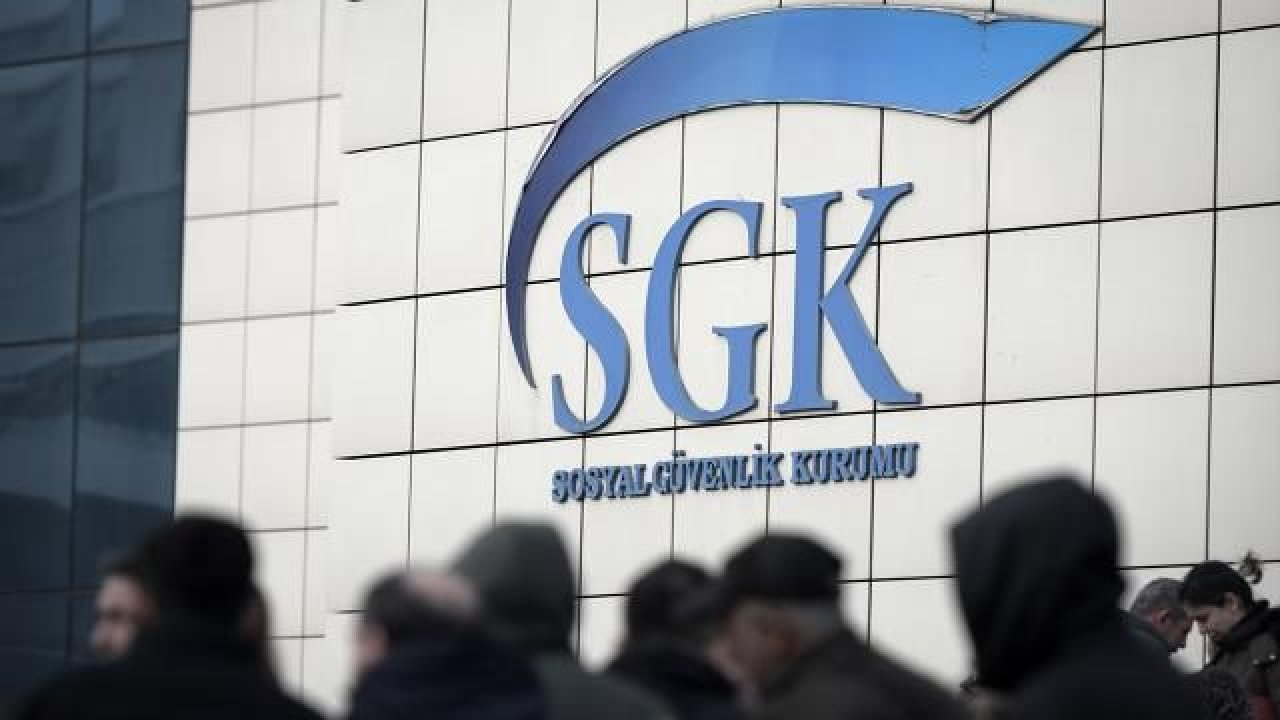 SGK’den son dakika EYT açıklaması!  Başvuru yapan EYT’lilere aylık ne zaman bağlanacak?
