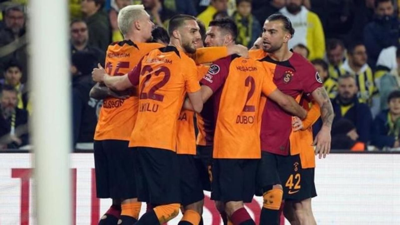 Aslan, Kadıköy’de Kanarya’yı pençeledi! 3 golle tarih yazdı