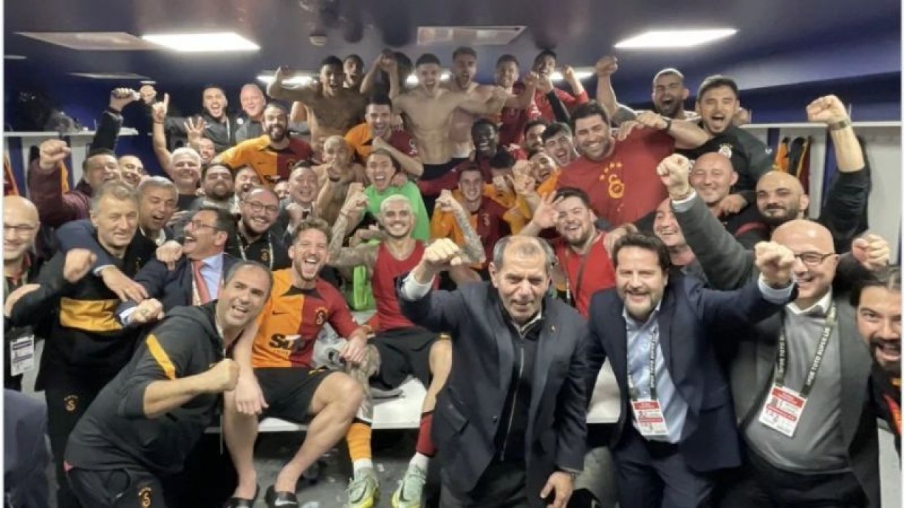 Galatasaray’dan galibiyet pozu! “Kadıköy Hatırası” diye paylaşıldı! Sosyal medya sallandı