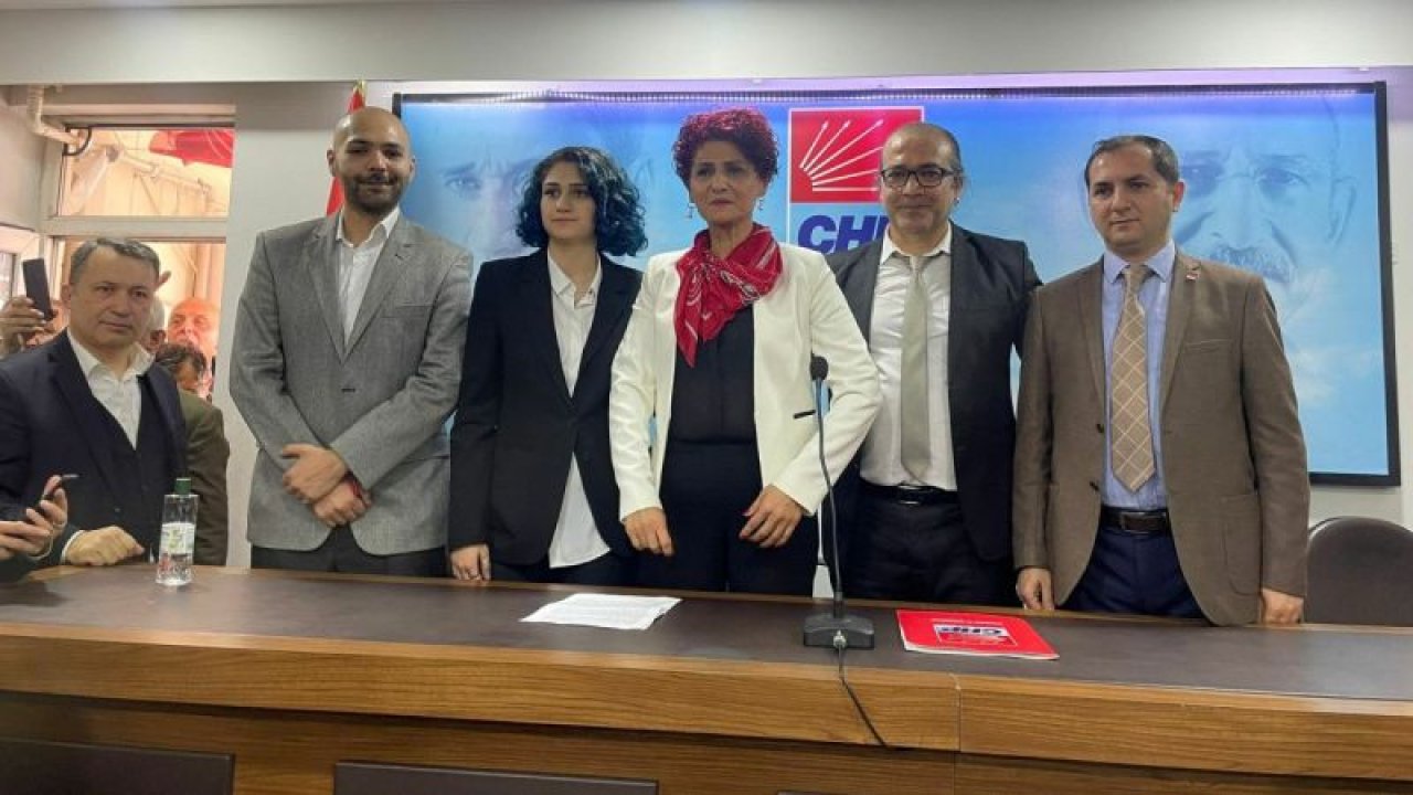 EYT FEDERASYONU BAŞKANLIĞINDAN AYRILAN ÖZÜPAK, CHP MİLLETVEKİLİ ADAYLIĞI İÇİN BAŞVURDU: “DİK DURDUK, EĞİLMEDİK”
