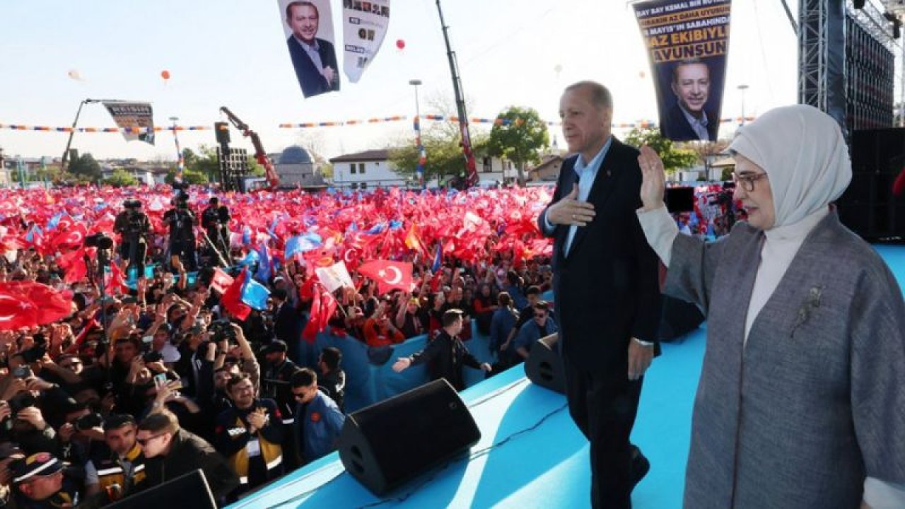 ERDOĞAN: “CUDİ, GABAR’DA, GÜNLÜK 100 BİN VARİL ÜRETİM KAPASİTESİNE SAHİP PETROL BULDUK. EY TERÖRİSTLER; İŞTE SİZİ O PETROL KUYULARINA GÖMECEĞİZ”