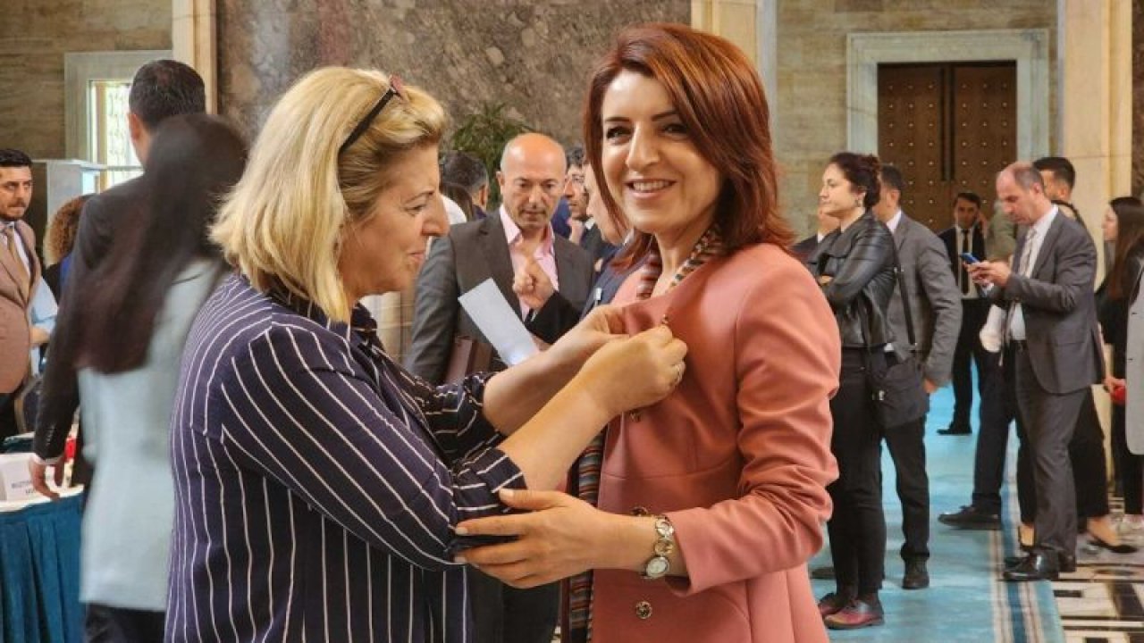 CHP MERSİN MİLLETVEKİLİ KIŞ: “BAŞTA İSTANBUL SÖZLEŞMESİ’NİN YENİDEN HAYATA GEÇİRİLMESİ OLMAK ÜZERE KADINLARIN YAŞAMSAL TALEPLERİNİN TAKİPÇİSİ OLACAĞIM”