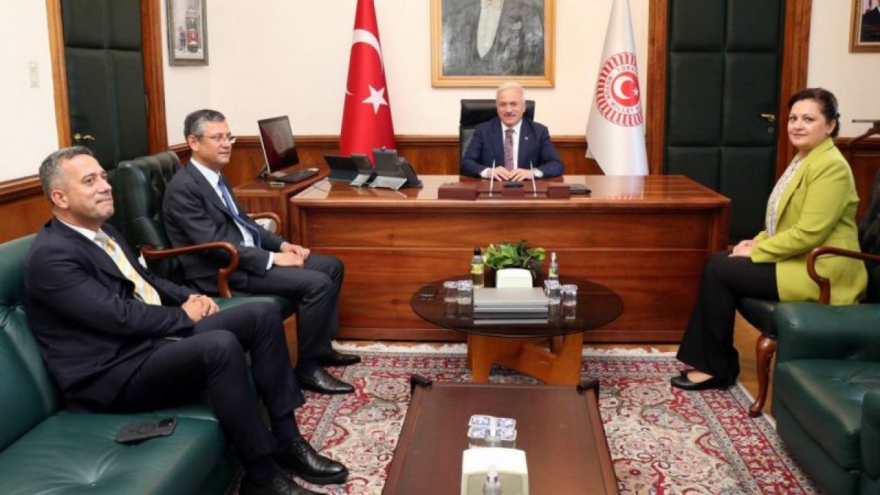 CHP, TBMM BAŞKANLIĞI’NA ANKARA MİLLETVEKİLİ TEKİN BİNGÖL’Ü ADAY GÖSTERDİ… ÖZGÜR ÖZEL: “CAN ATALAY’IN, MECLİS BAŞKAN ADAYI OLARAK BURADA BULUNUP DA YARIŞAMAMASINI KABUL EDİLEBİLİR BULMUYORUZ”