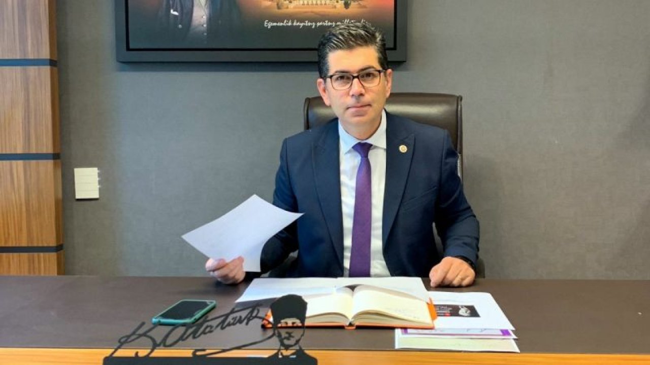 YALIM HALICI, SAĞLIK BAKANI’NA SORDU: “SURİYELİ ECZACILAR, SAĞLIKLI VE SAĞLAM SIĞINMACILARA PAHALI İLAÇ YAZDIRIP BUNLARI SURİYE’YE GÖTÜRÜP SATIYOR MU”