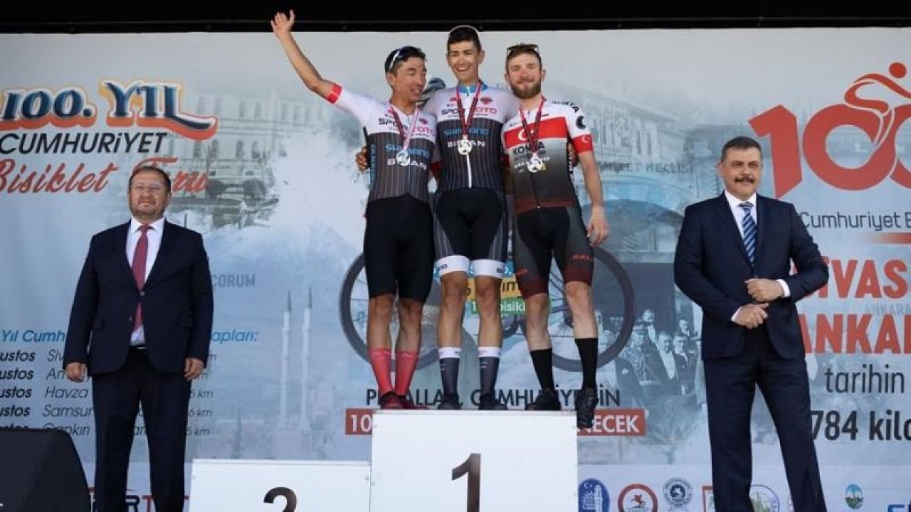 100. YIL CUMHURİYET BİSİKLET TURU’NUN SAMSUN-ÇORUM ETABININ GALİBİ SPOR TOTO CYCLING TAKIMINDAN SERDAR ANIL DEPE OLDU