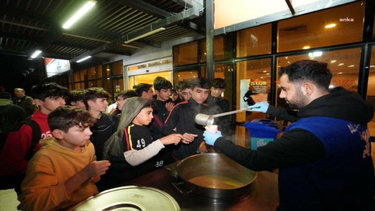 SEYHAN BELEDİYESİ’NDEN AMATÖR SPOR KULÜPLERİNE 2 MİLYON TL NAKDİ YARDIM