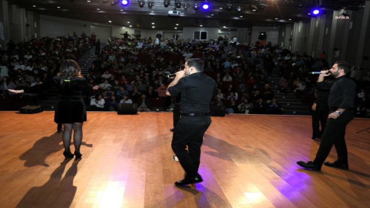 ÇERKEZKÖY BELEDİYESİ’NDEN SES VER SUS A CAPELLA GRUBU KONSERİ