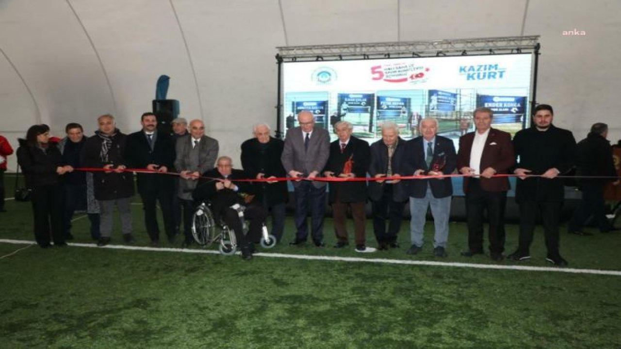ODUNPAZARI BELEDİYESİ’NDEN 5 MAHALLEYE HALI SAHA