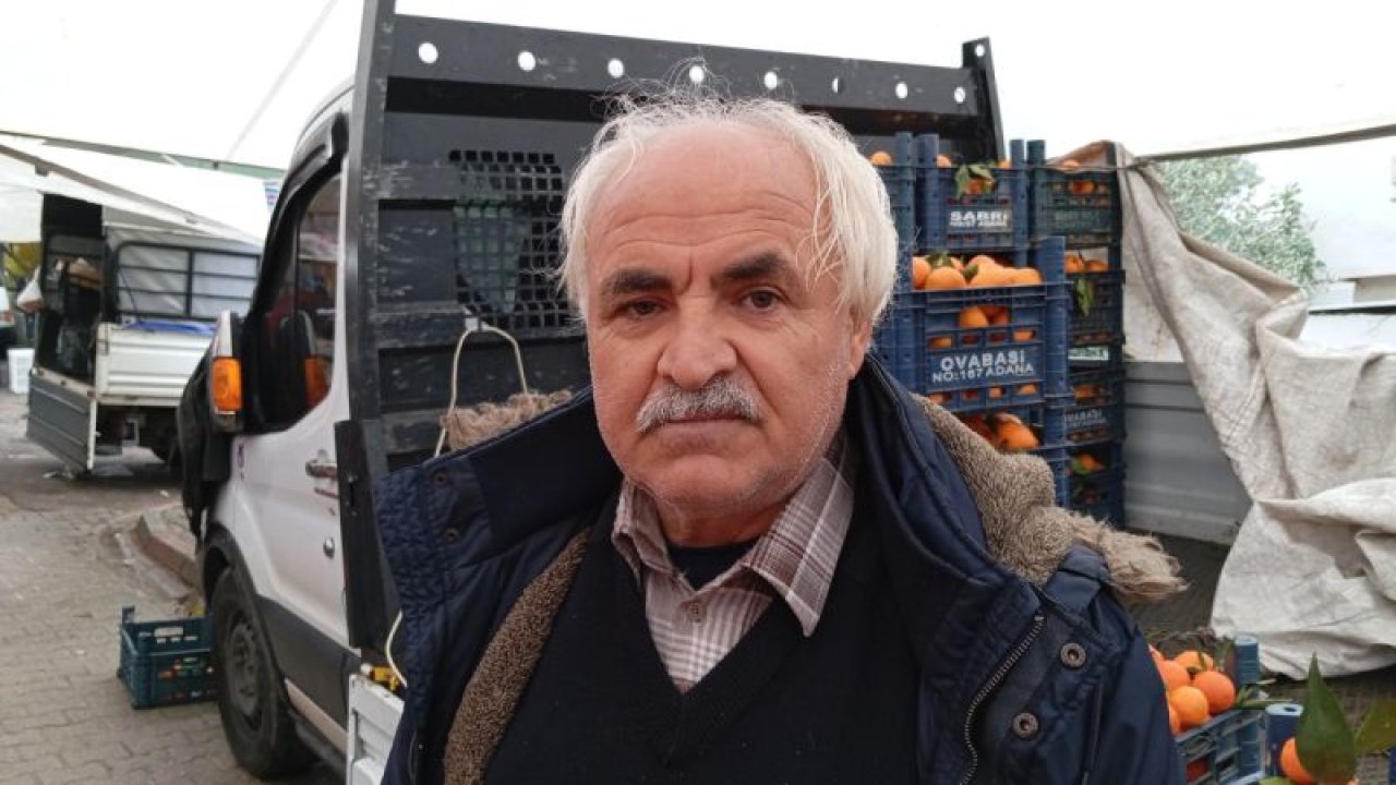 KADİRLİLİ PAZARCI: “BEN EMEKLİYİM, ÇARESİZLİKTEN MANDALİNA SATIYORUM”