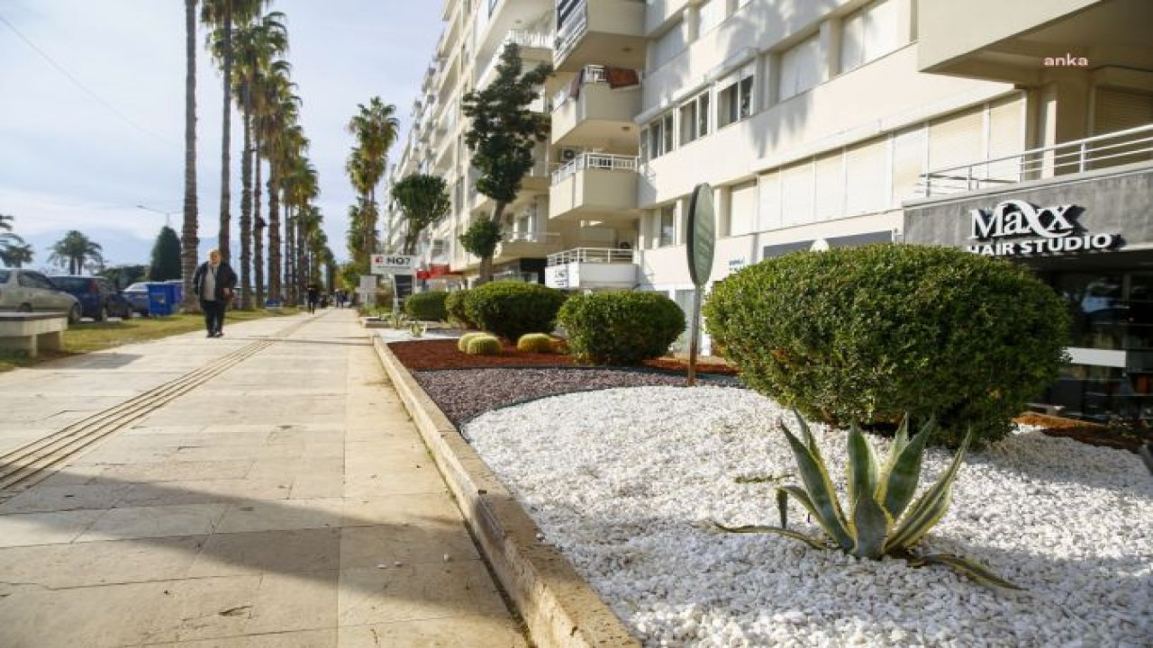 ANTALYA BÜYÜKŞEHİR BELEDİYESİ ŞEHRİ RENKLENDİRİYOR