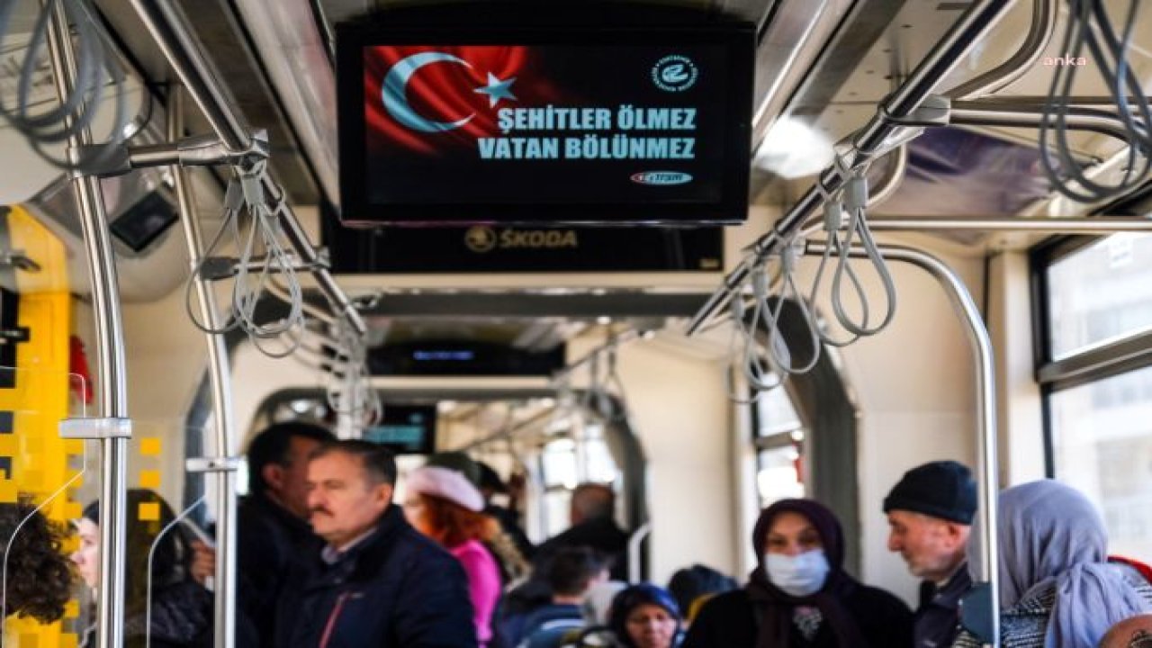 ESKİŞEHİR’DE LED EKRANLARA “ŞEHİTLER ÖLMEZ VATAN BÖLÜNMEZ” MESAJI YANSITILDI