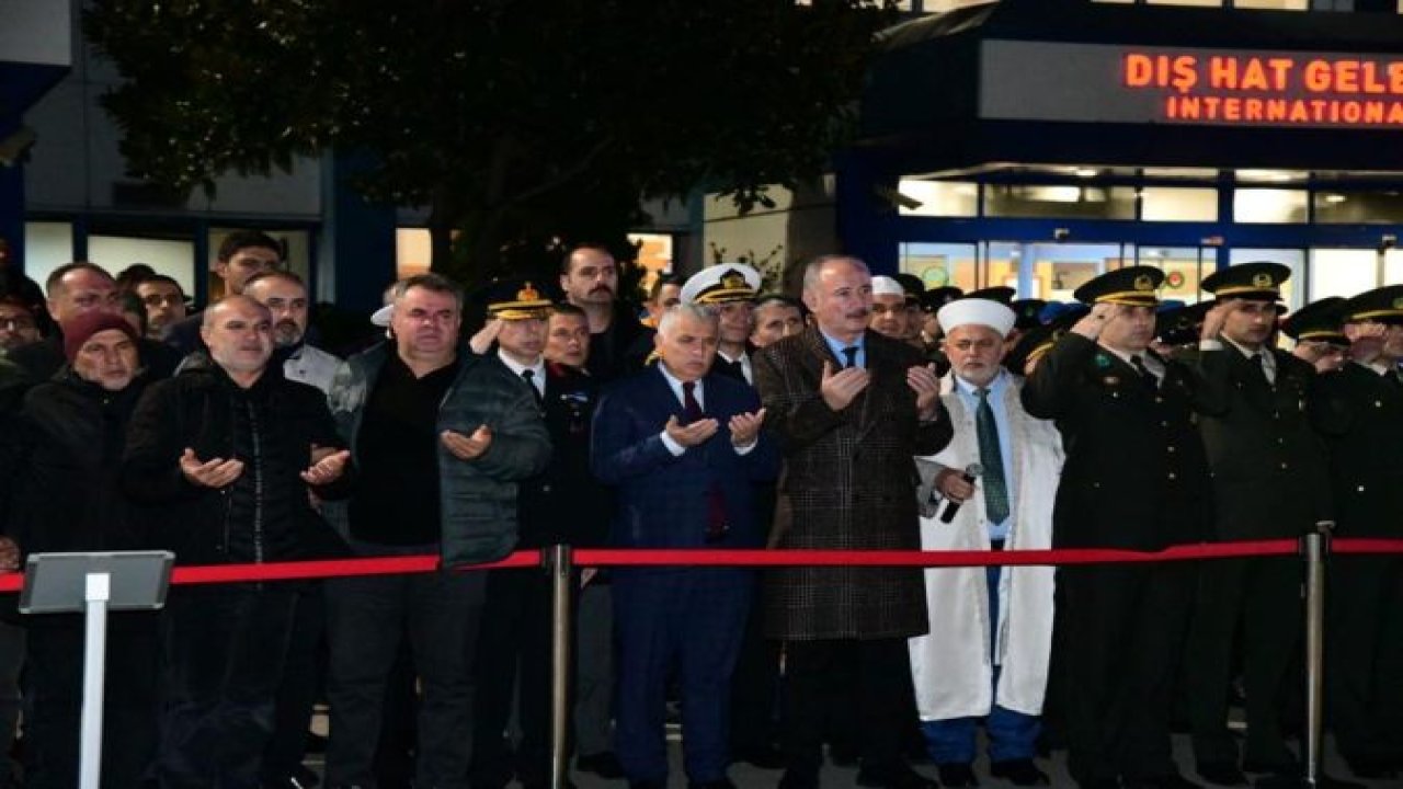 ŞEHİT PİYADE UZMAN ONBAŞI İSMAİL YAZICI’NIN NAAŞI TRABZON’A GETİRİLDİ