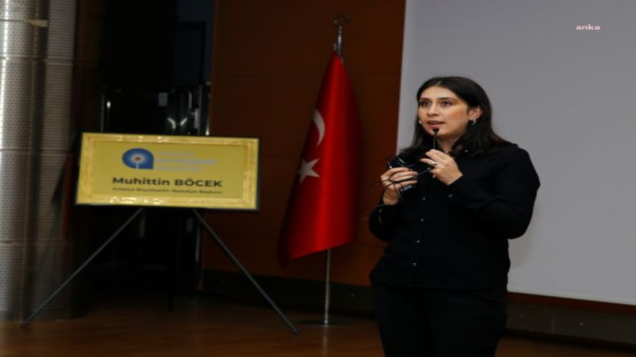 ANTALYA BÜYÜKŞEHİR PERSONELİNE UYUŞTURUCUYLA MÜCADELE EĞİTİMİ