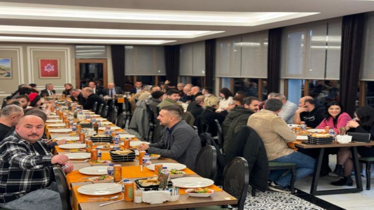 CEVDET AKAY: “ASGARİ ÜCRETE YIL ORTASINDA MECBUREN ZAM VERMEK ZORUNDA KALACAKLARINI DÜŞÜNÜYORUM’’