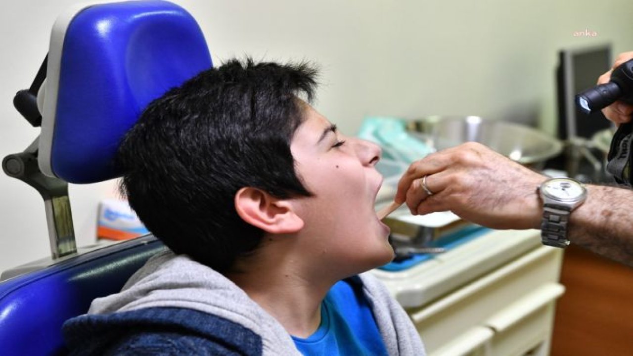 DOKTORLAR UYARDI: SALGINDAN KORUNMAK İÇİN ELİMİZDEKİ EN ÖNEMLİ SİLAH “MASKE”