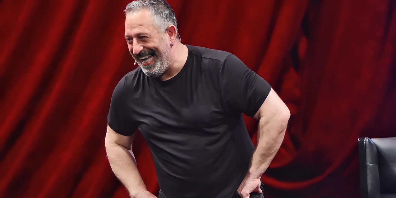 Cem Yılmaz’ın Sattığı Teknenin Değeri Belli Oldu