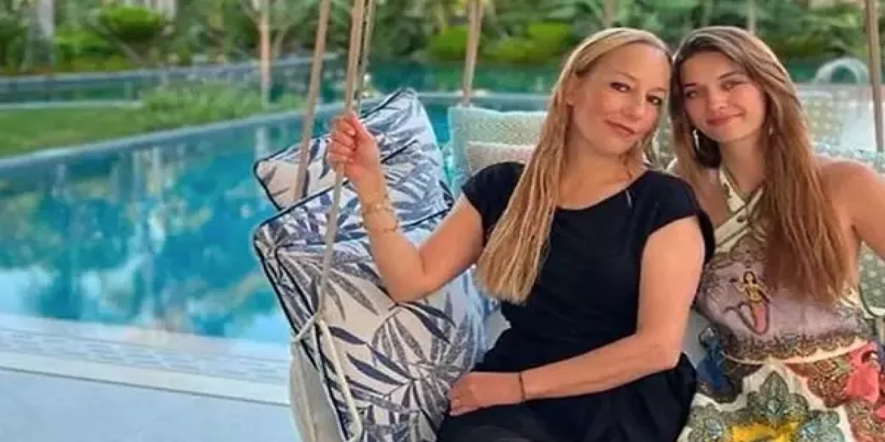 Afra Saraçoğlu’nun Annesi Çok Sinirlendi: “Boş Bir Sayfasın”