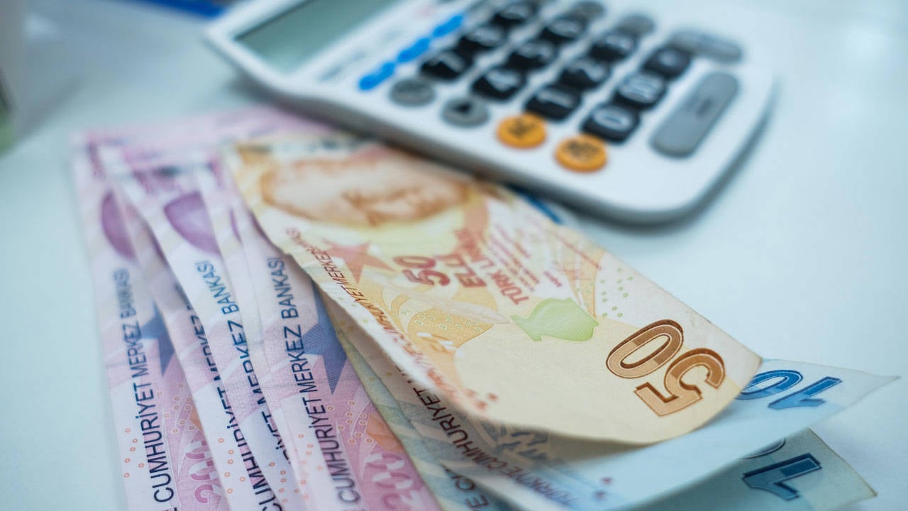SGK Uzmanı Özgür Erdursun’un Asgari Ücret Tahmini Üzecek!