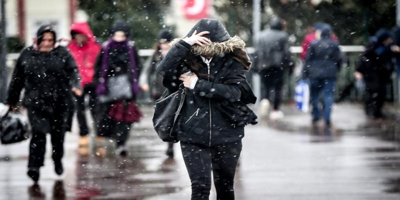 Batı Karadeniz Alarmda: Kuvvetli Yağış ve Yoğun Kar Hayatı Olumsuz Etkileyebilir!